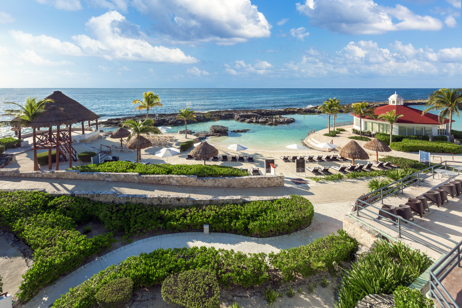 Hacienda Beach & Pool